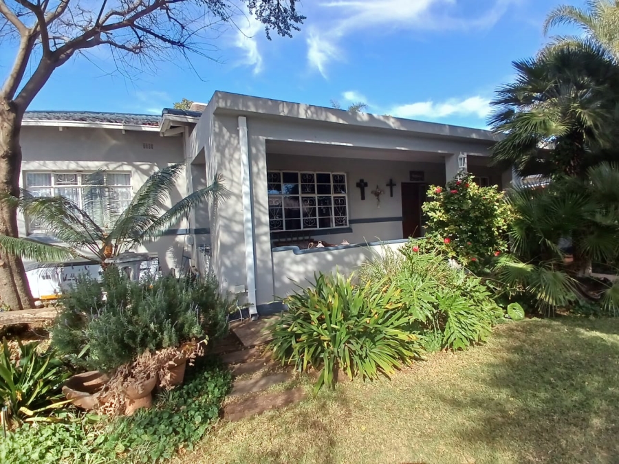 4 Bedroom Property for Sale in Herlear Northern Cape